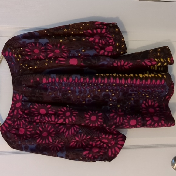 Silk Trina Turk Top - Picture 4 of 4